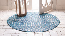 Load image into Gallery viewer, Outdoor Tribal Trellis Rug in Teal