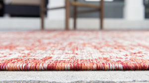 Outdoor Timeworn Rug in Rust Red