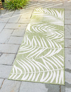 Outdoor Palm Rug in Green